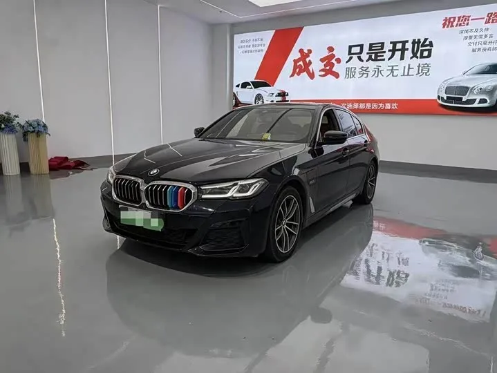 BMW 5 Series Hybrid 2022 из Китая — купить под ключ