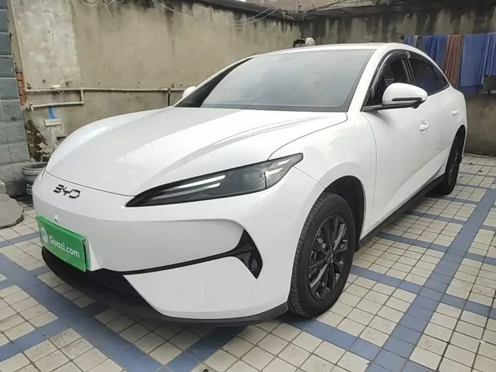 BYD e7 2025 из Китая — купить под ключ