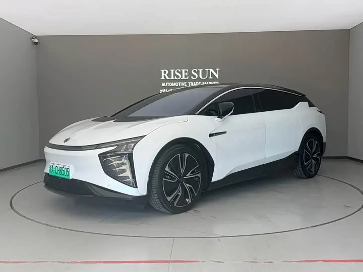 HiPhi X 2022 из Китая — купить под ключ