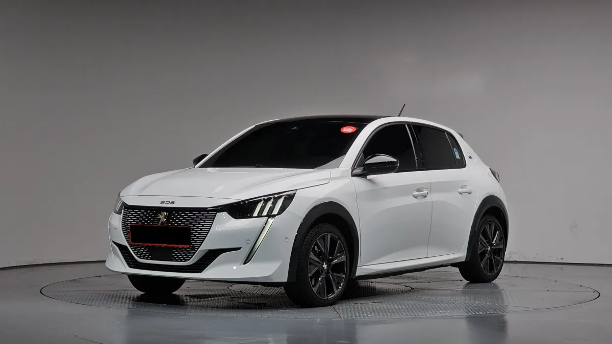 Peugeot 208 2023 из Кореи — купить под ключ
