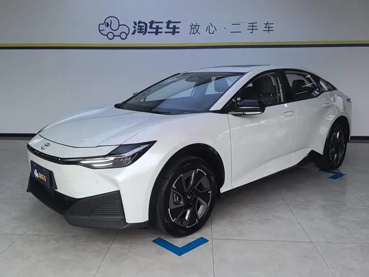 Toyota bZ3 2026 из Китая — купить под ключ