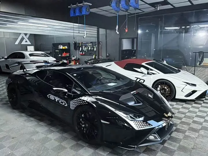 Lamborghini Huracán 2023 из Китая — купить под ключ