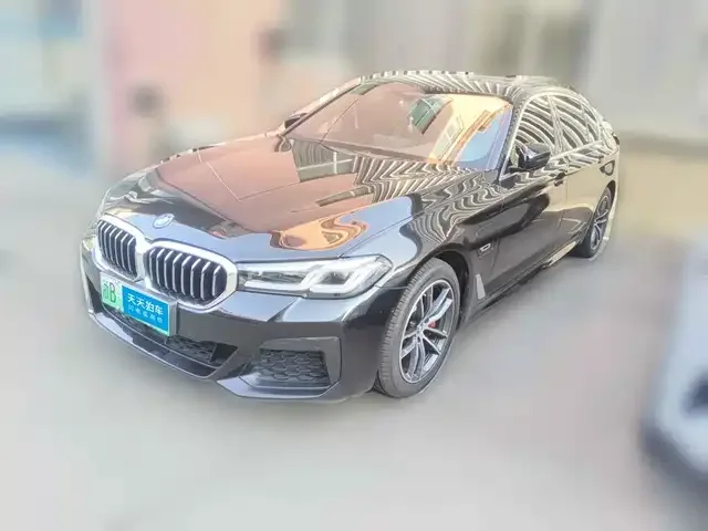 BMW 5 Series Hybrid 2022 из Китая — купить под ключ