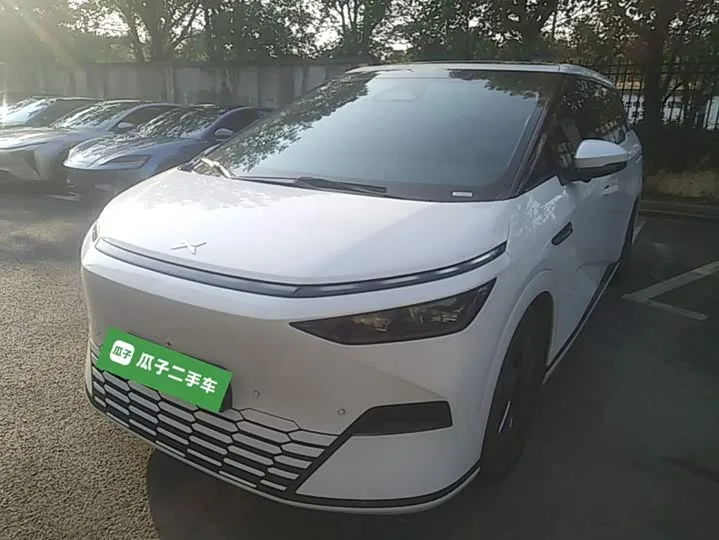 XPeng X9 2024 из Китая — купить под ключ