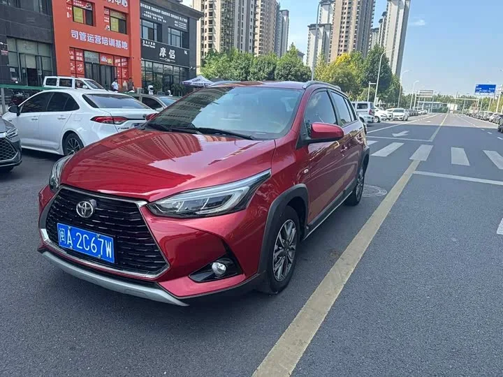 Toyota Yaris L Hatchback 2022 из Китая — купить под ключ