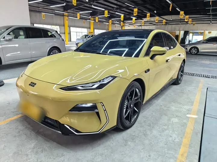 Geely Galaxy E8 2024 из Китая — купить под ключ