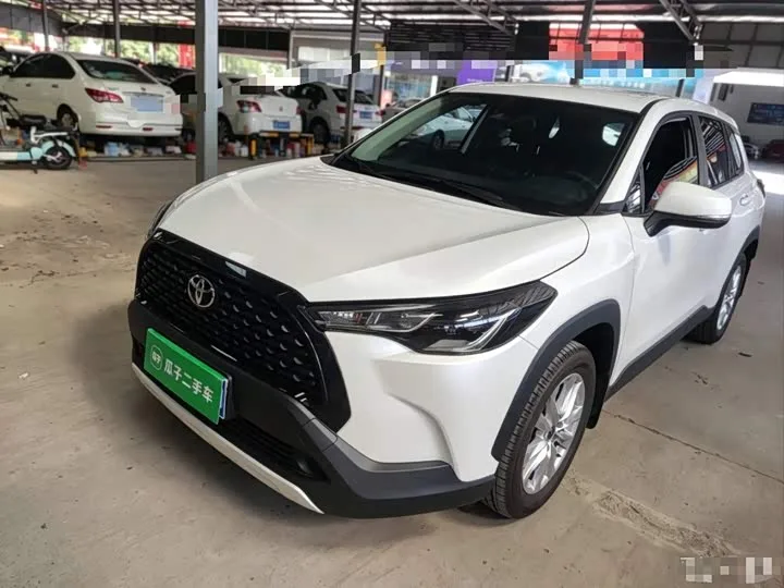 Toyota Corolla Cross 2024 из Китая — купить под ключ