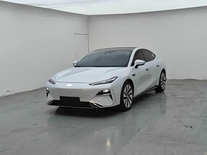 Geely Galaxy E8 2024 из Китая — купить под ключ