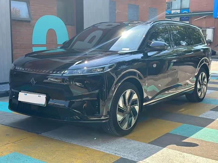 Dongfeng Yipai eπ 008 2024 из Китая — купить под ключ