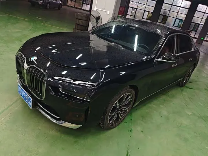 BMW 7 Series 2023 из Китая — купить под ключ