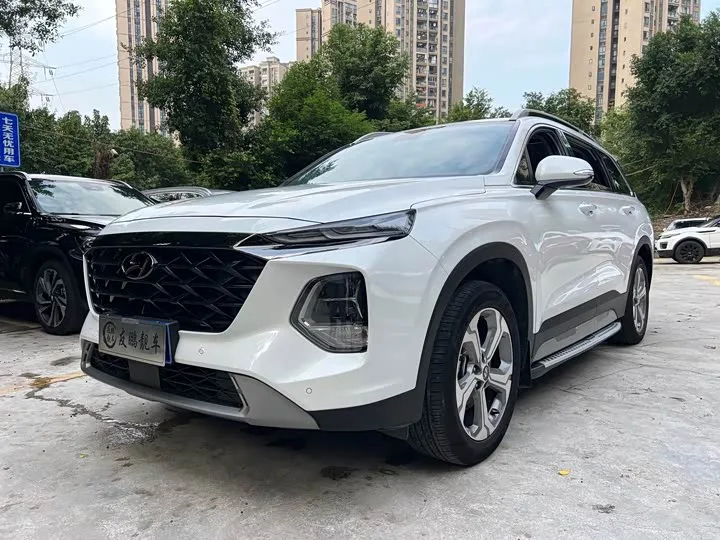 Hyundai Santa Fe 2023 из Китая — купить под ключ