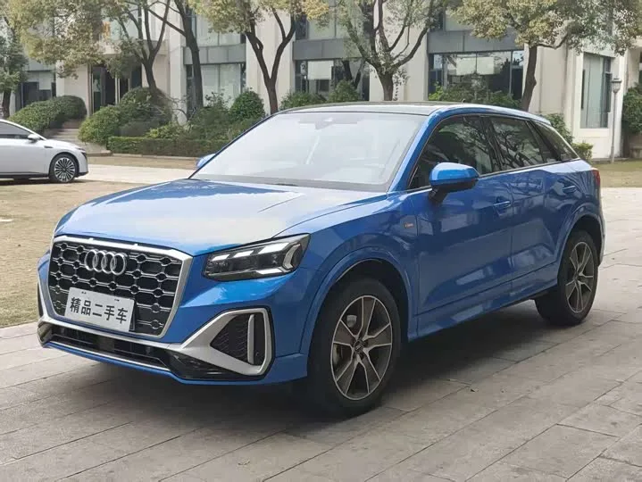 Audi Q2L 2023 из Китая — купить под ключ
