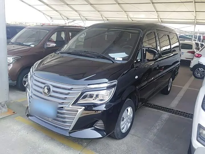 Dongfeng Forthing Lingzhi M5 2024 из Китая — купить под ключ