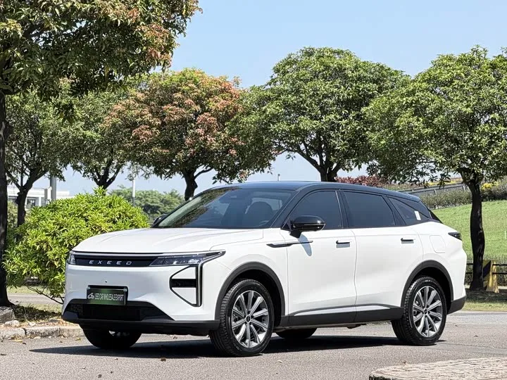 Exeed RX C-DM Hybrid 2026 из Китая — купить под ключ
