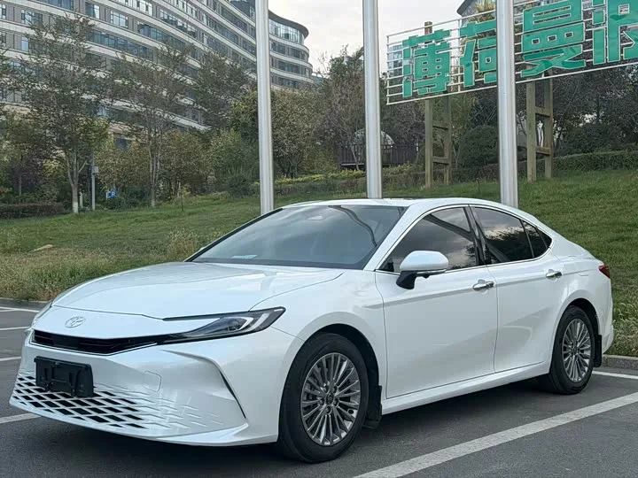 Toyota Camry 2026 из Китая — купить под ключ