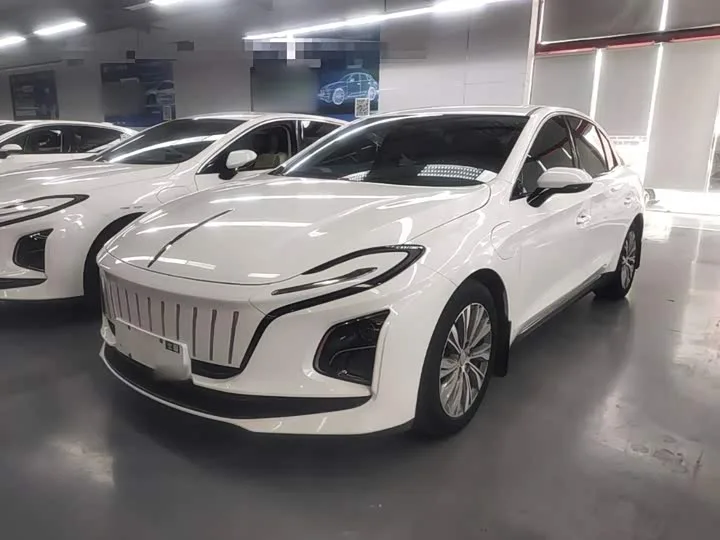 Hongqi E-QM5 2024 из Китая — купить под ключ