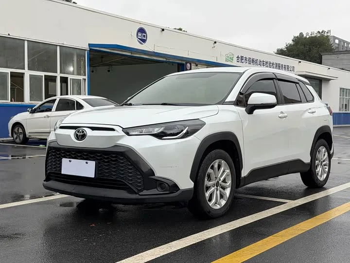 Toyota Frontlander 2022 из Китая — купить под ключ