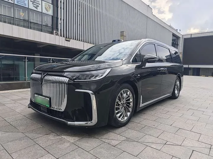 Voyah Dream 2025 из Китая — купить под ключ
