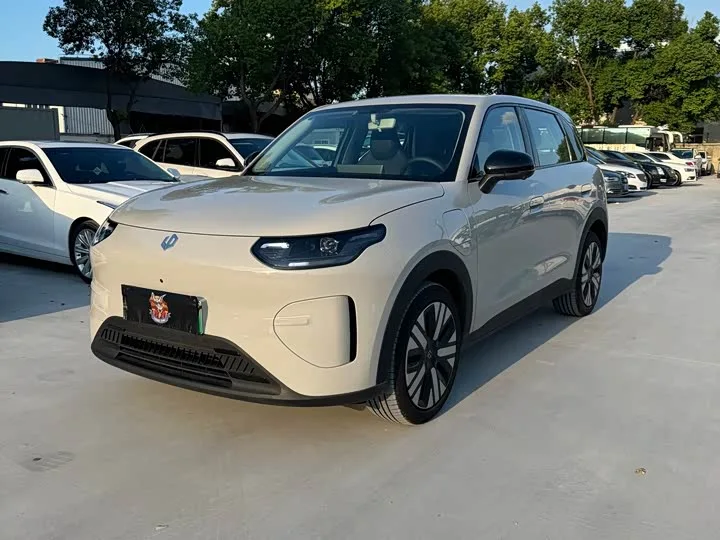 Leapmotor A10 2026 из Китая — купить под ключ