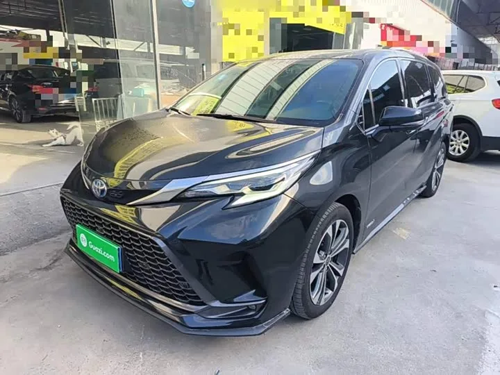 Toyota Granvia 2023 из Китая — купить под ключ