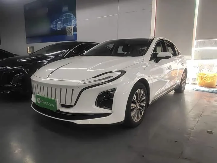 Hongqi E-QM5 2024 из Китая — купить под ключ