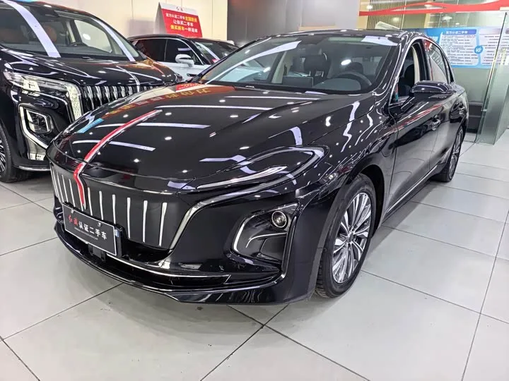 Hongqi E-QM5 2023 из Китая — купить под ключ