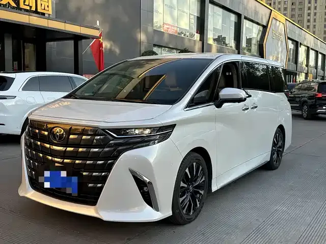 Toyota Alphard 2024 из Китая — купить под ключ