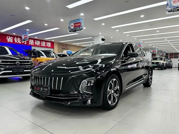 Hongqi E-QM5 2023 из Китая — купить под ключ