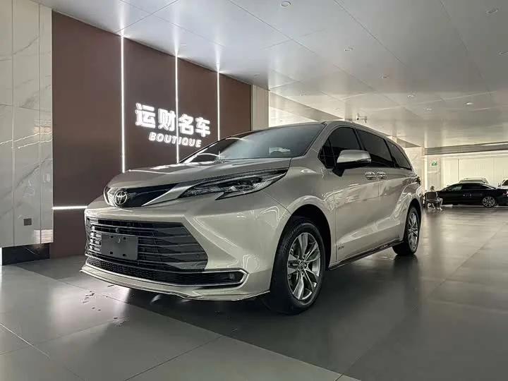 Toyota Sienna 2024 из Китая — купить под ключ