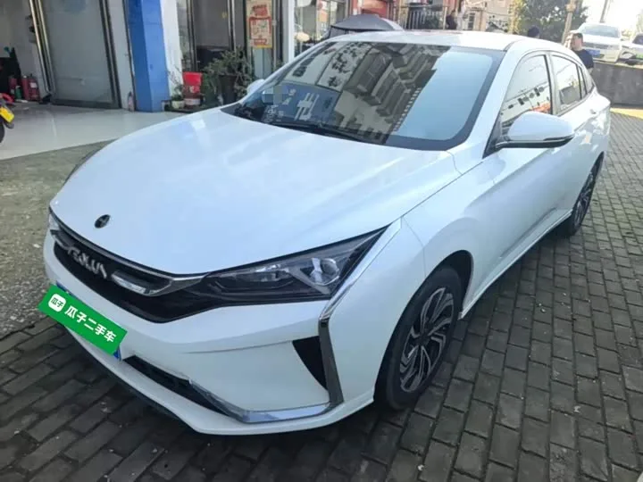 Dongfeng Aeolus Yixuan 2022 из Китая — купить под ключ