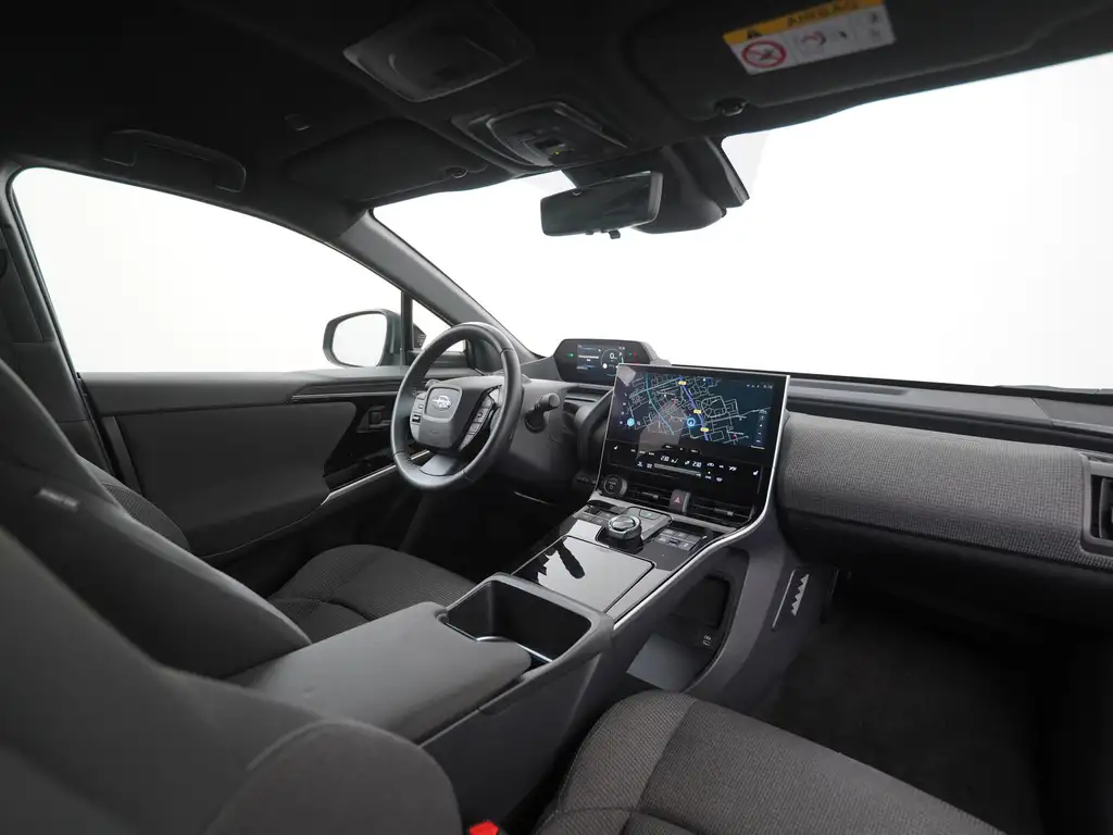 Subaru Solterra 2022 из Европы — купить под ключ