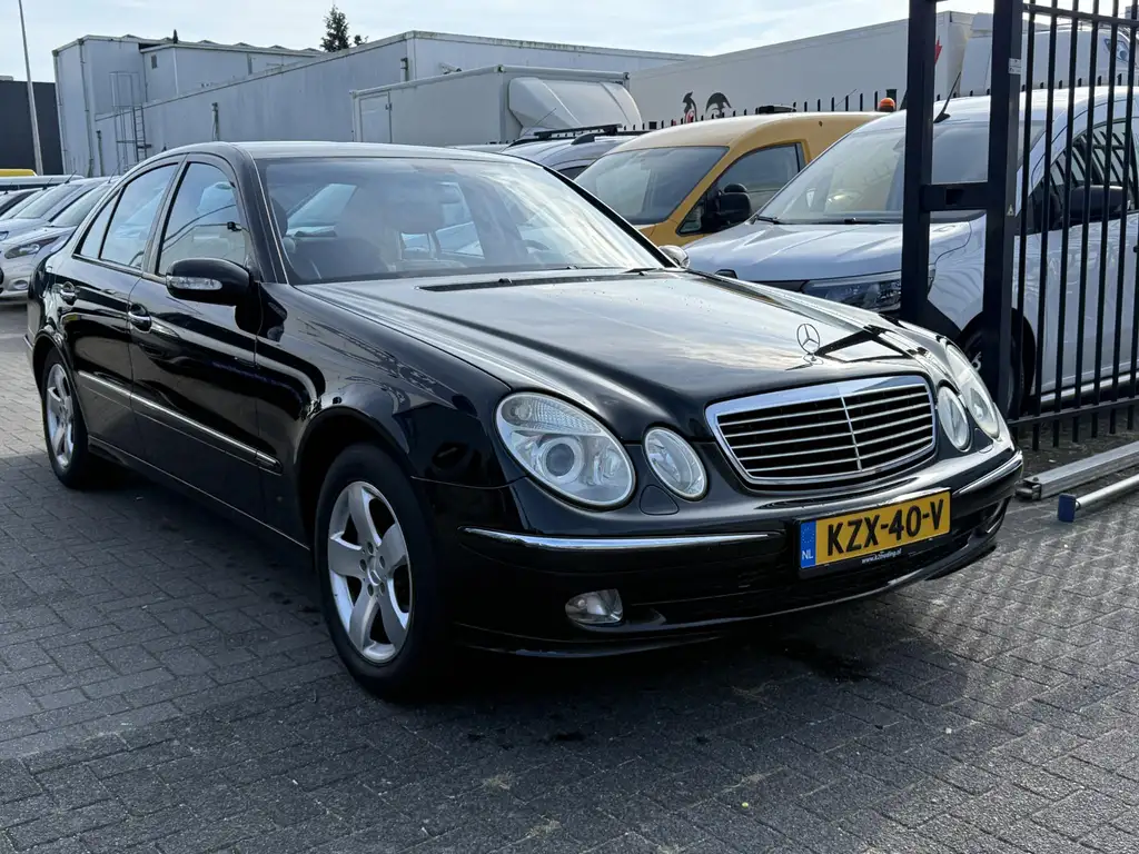 Mercedes-Benz E 320 2003 из Европы — купить под ключ