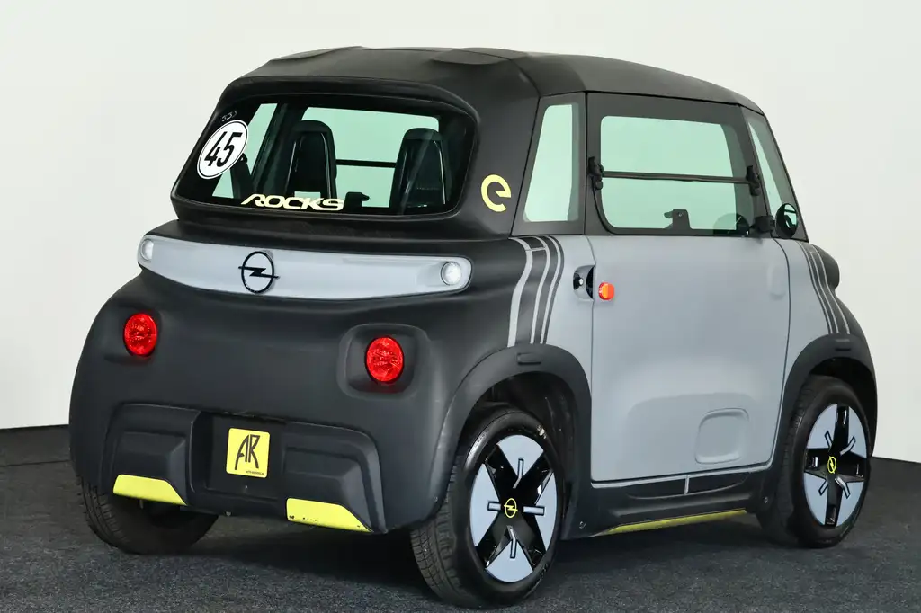 Opel Rocks-e 2024 из Европы — купить под ключ