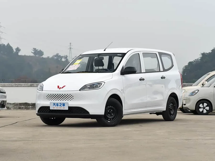 Wuling Hongguang 2026 из Китая — купить под ключ