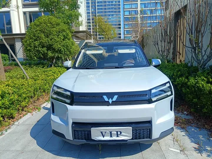 Wuling Starlight 560 Hybrid/EV 2026 из Китая — купить под ключ