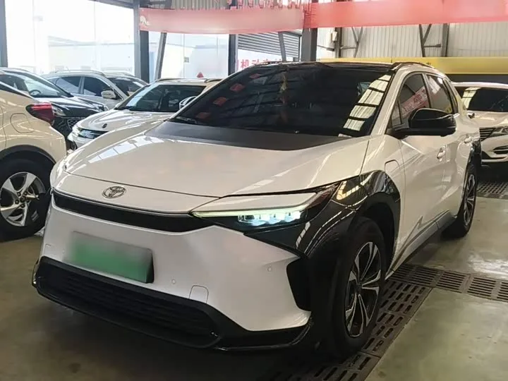 Toyota bZ4X 2023 из Китая — купить под ключ
