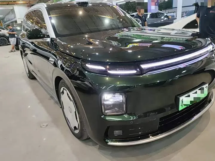 Leapmotor D19 2026 из Китая — купить под ключ