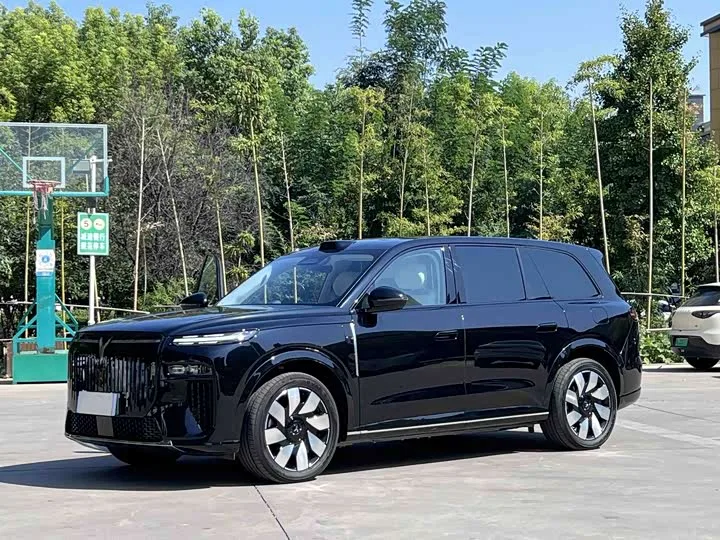 Voyah Taishan X8 2026 из Китая — купить под ключ