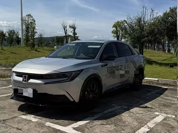 Honda e:NP2 2024 из Китая — купить под ключ