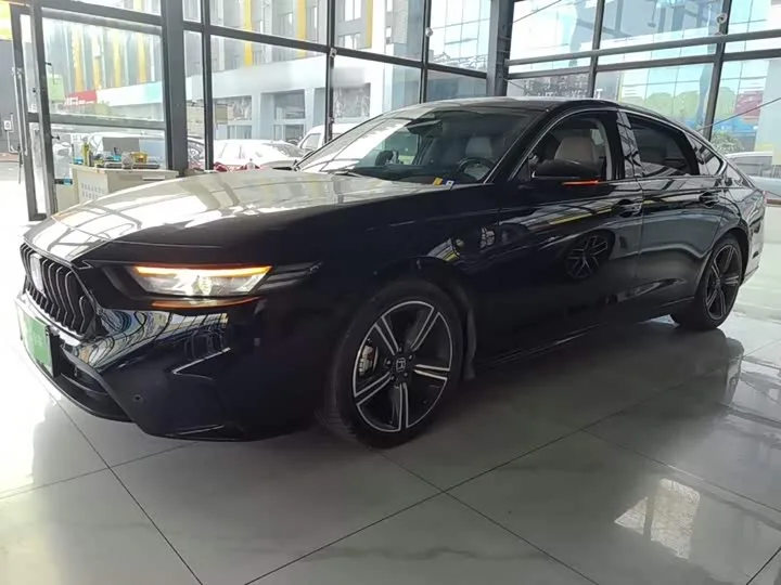 Honda Inspire Hybrid 2024 из Китая — купить под ключ