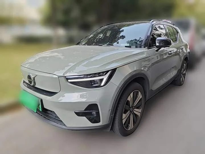 Volvo XC40 EV 2023 из Китая — купить под ключ