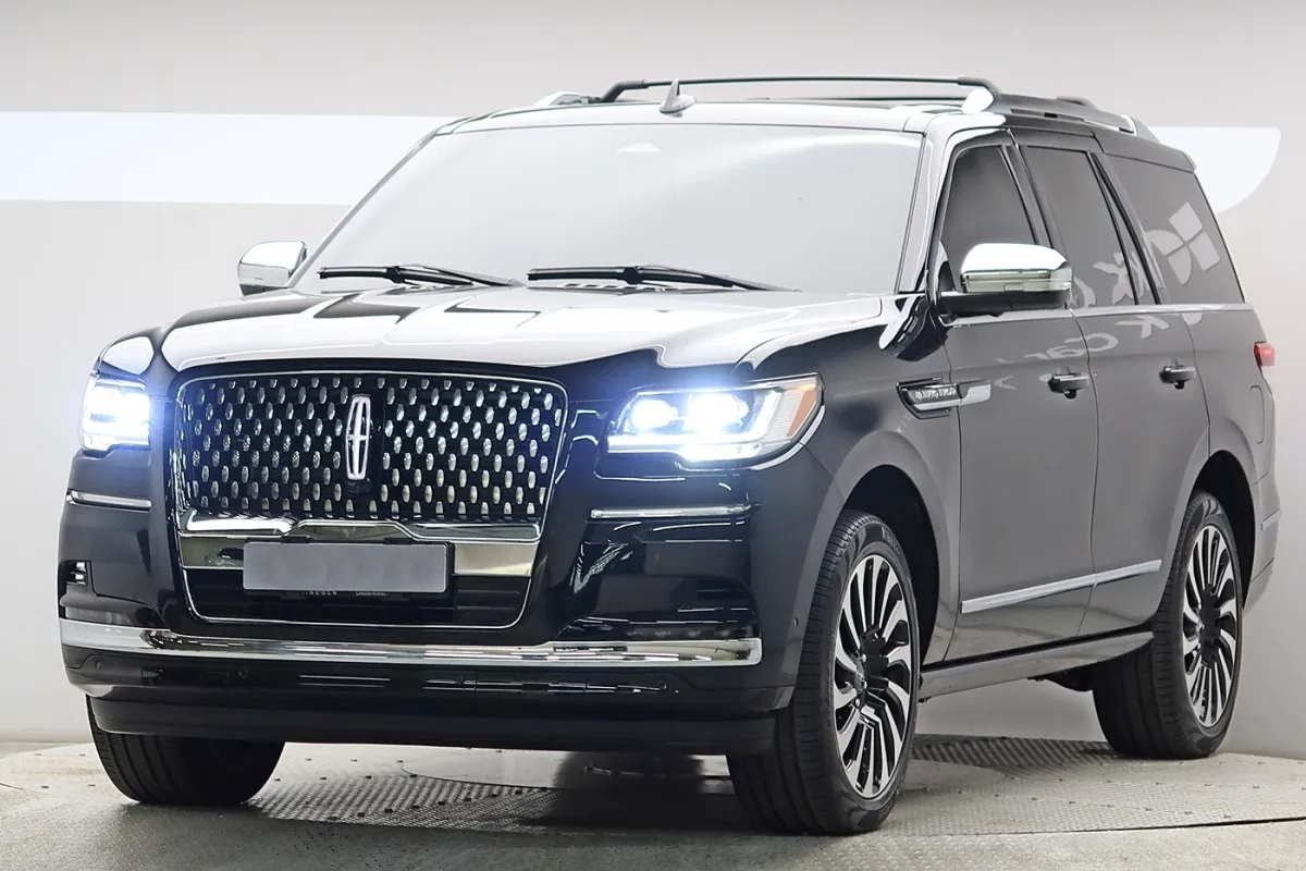 Lincoln Navigator 2023 из Кореи — купить под ключ