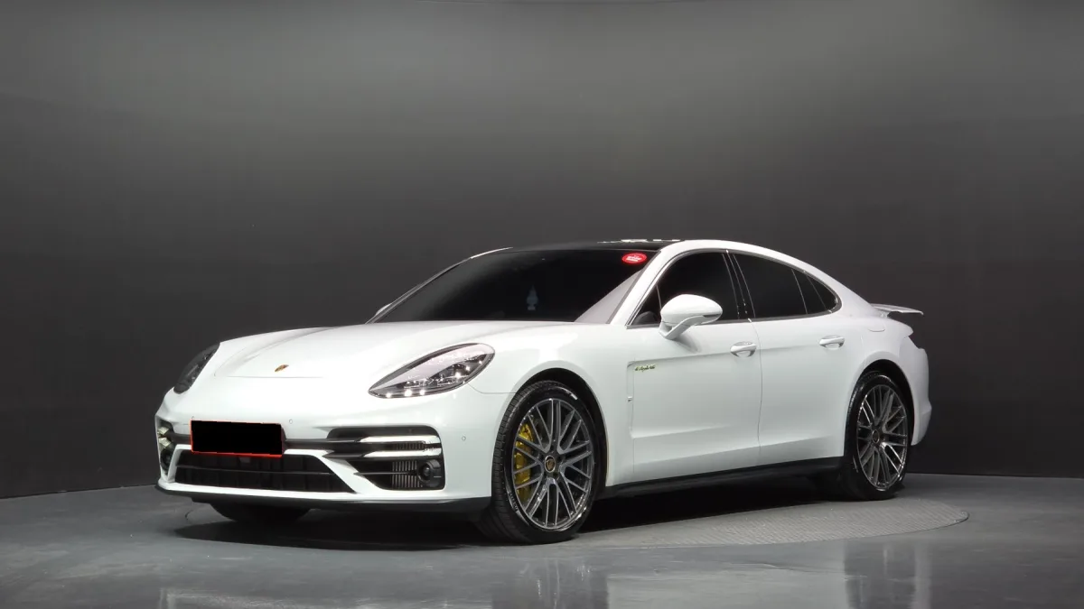 Porsche Panamera 2023 из Кореи — купить под ключ