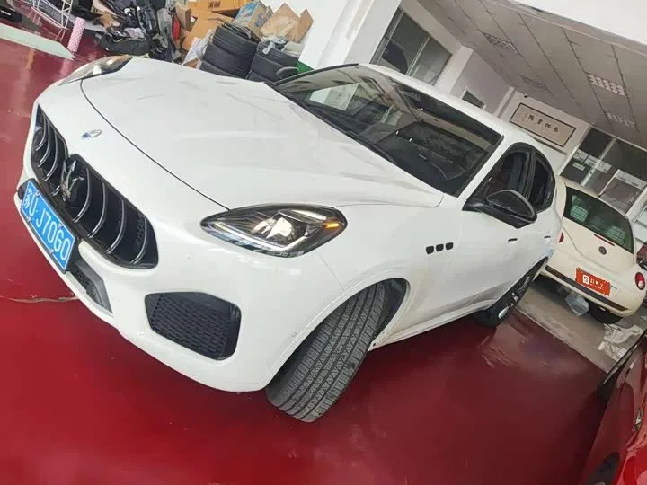 Maserati Grecale 2023 из Китая — купить под ключ