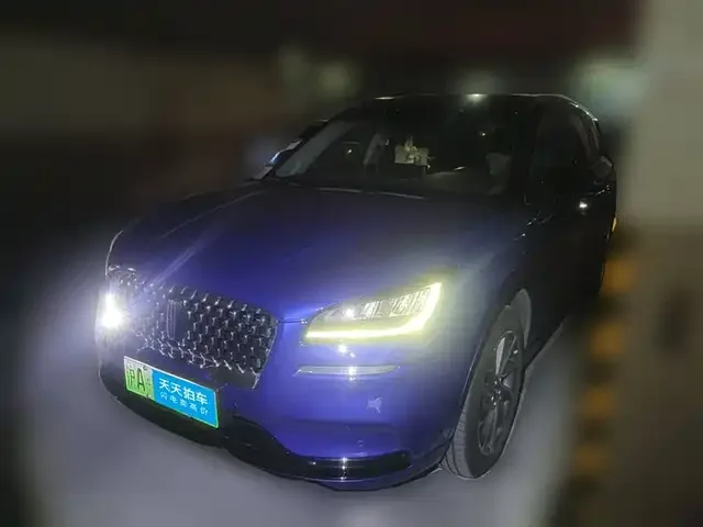 Lincoln Corsair Hybrid 2022 из Китая — купить под ключ