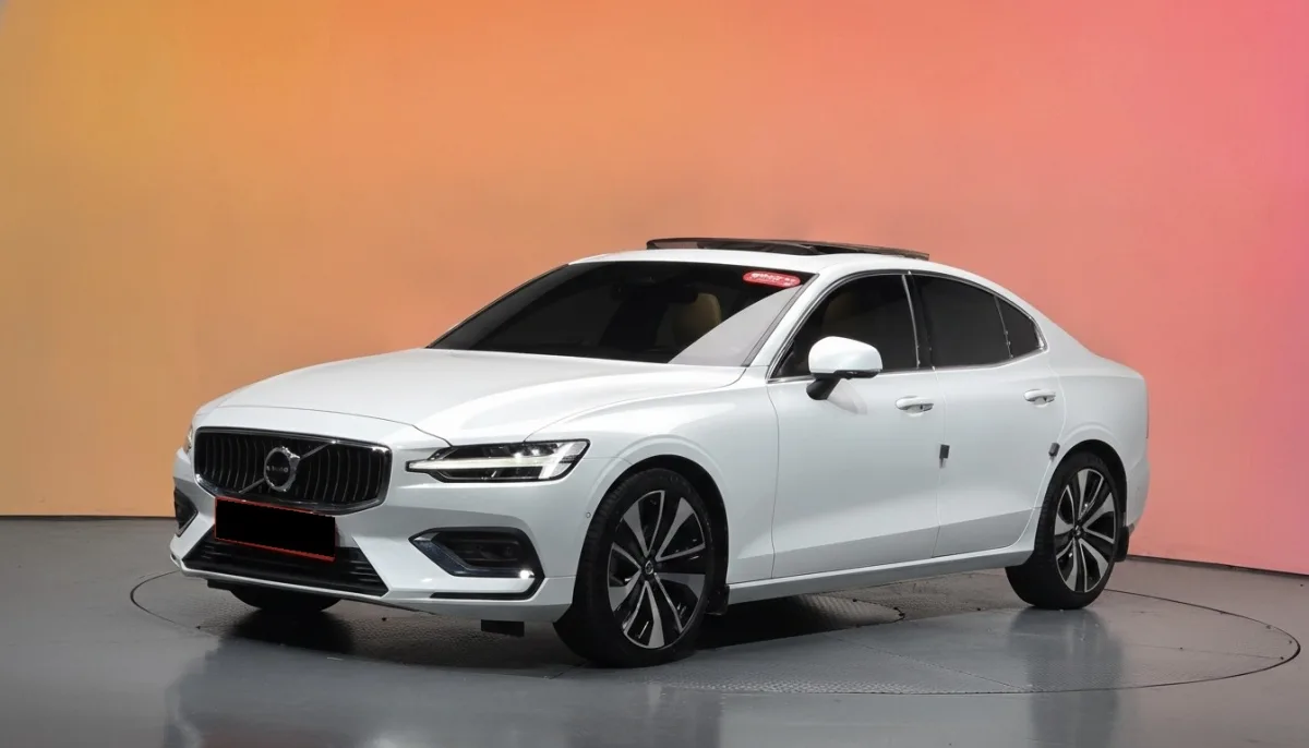 Volvo S60 2023 из Кореи — купить под ключ