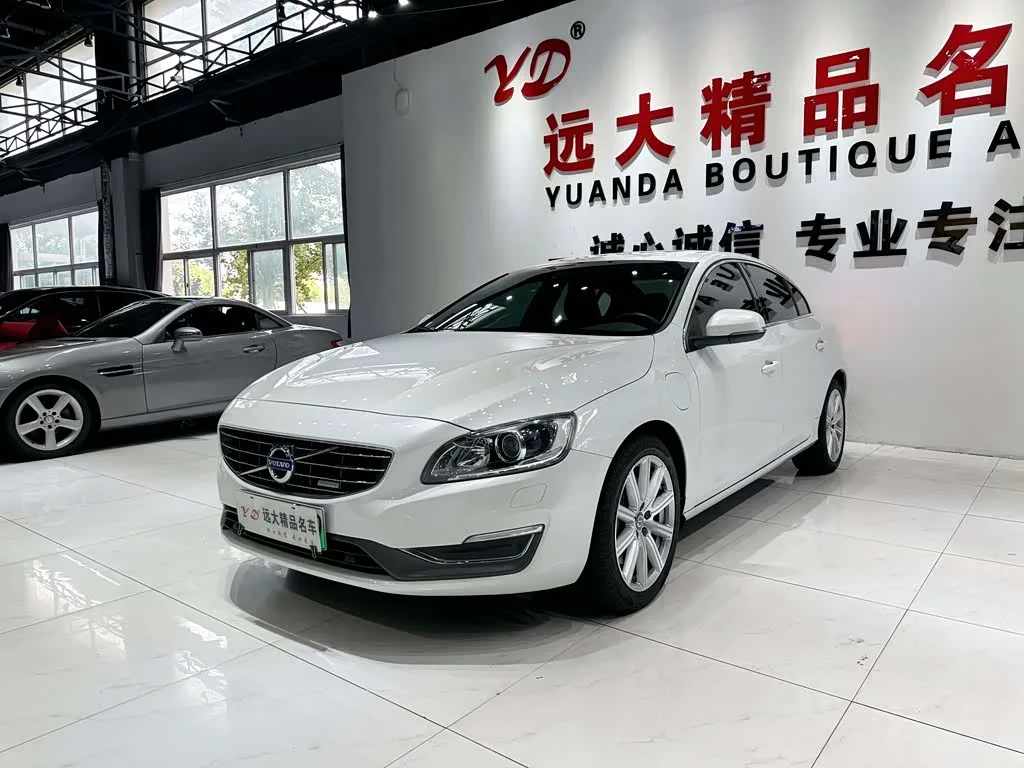 Volvo S60 Hybrid 2015 из Китая — купить под ключ