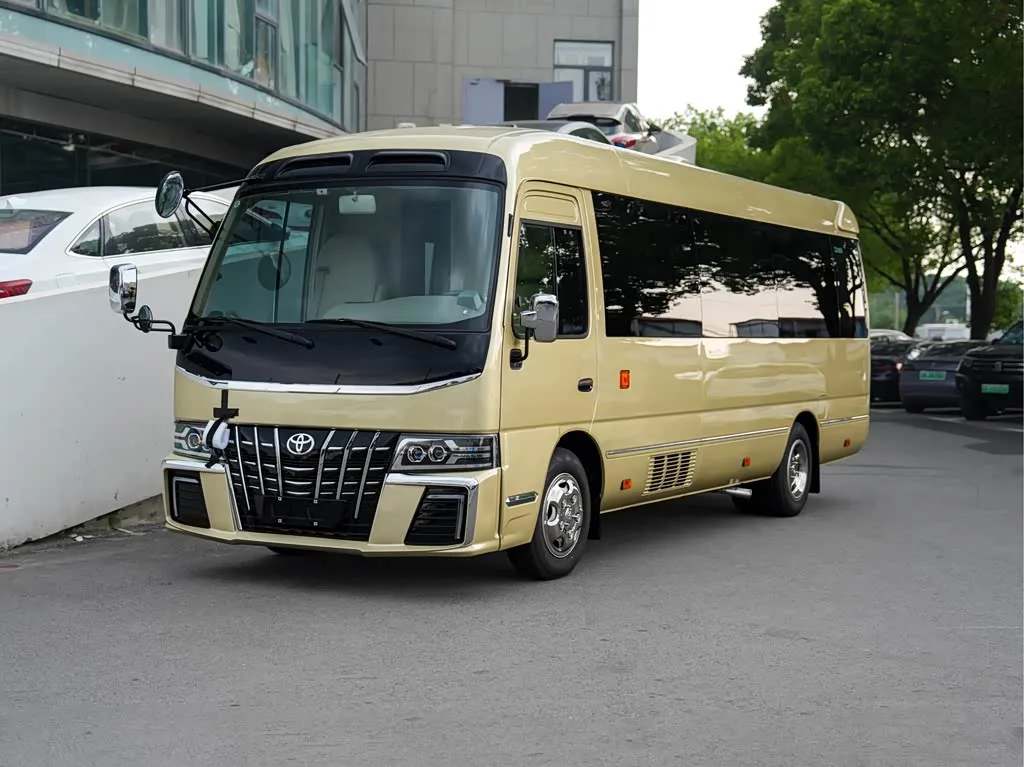 Toyota Coaster 2026 из Китая — купить под ключ