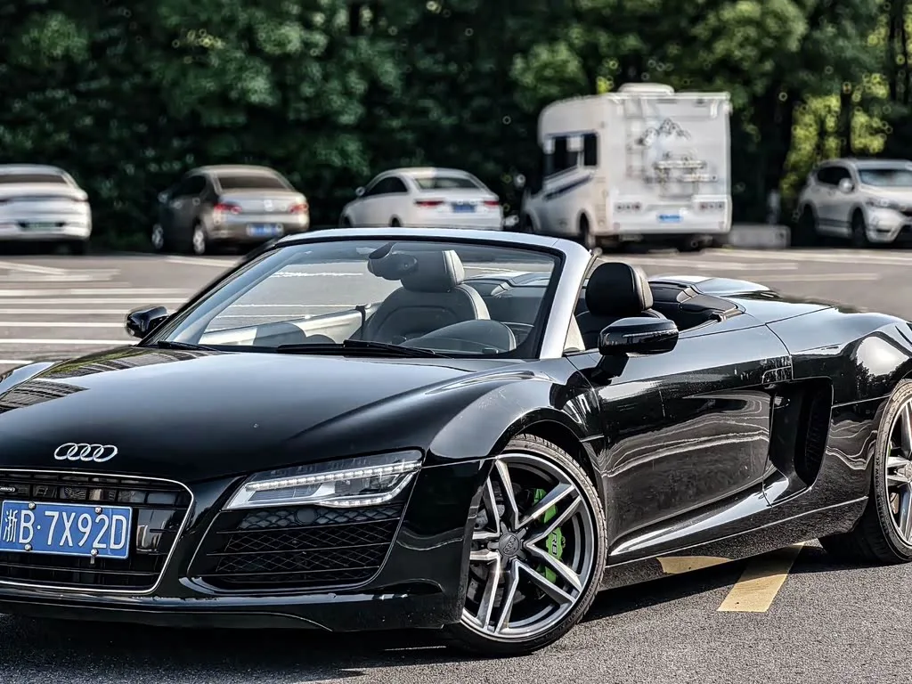 Audi R8 2015 из Китая — купить под ключ