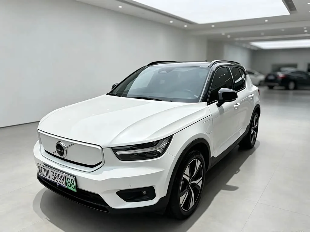 Volvo XC40 EV 2022 из Китая — купить под ключ